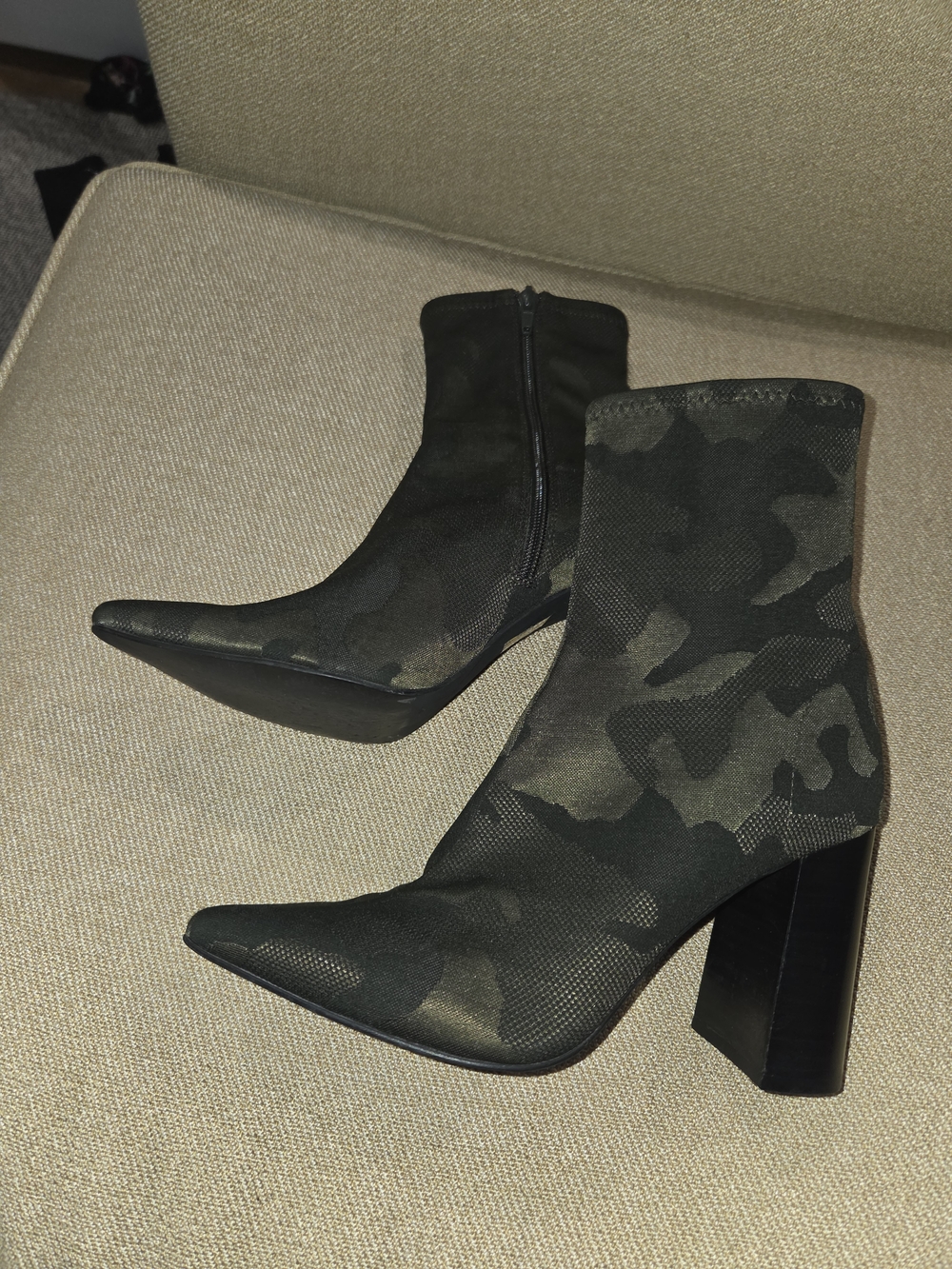 NEW Jeffrey CAMPBELL Siren Camo Pointed Toe Ankle Boots